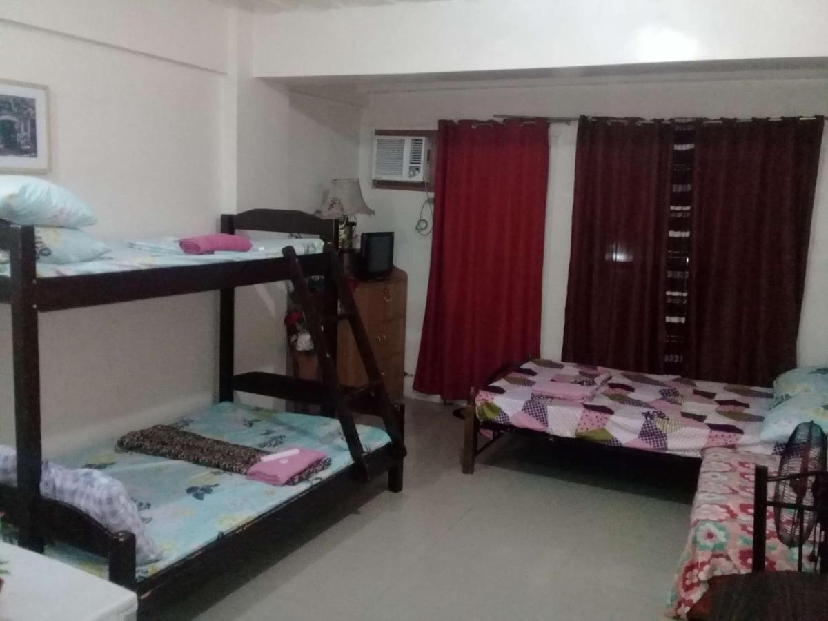 Ekonumi Rooms At Moonwalk Paranaque Paranaque City Exterior foto