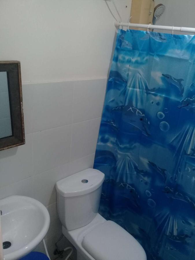 Ekonumi Rooms At Moonwalk Paranaque Paranaque City Exterior foto