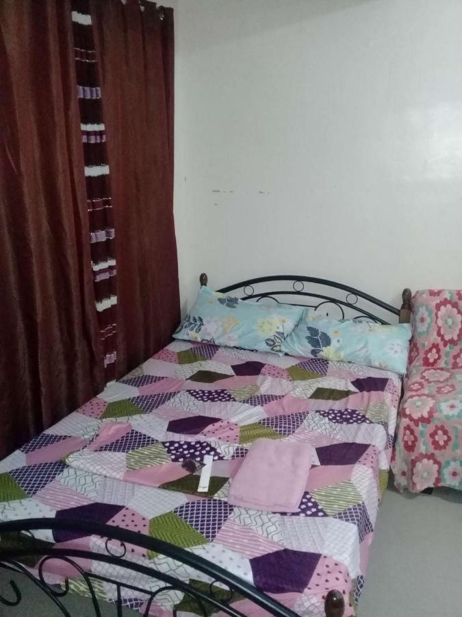 Ekonumi Rooms At Moonwalk Paranaque Paranaque City Exterior foto